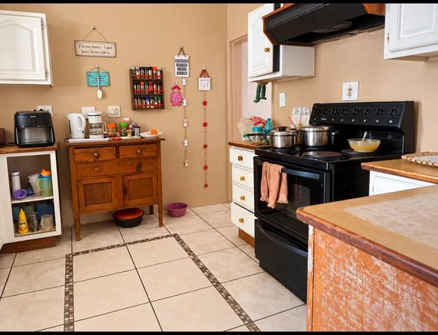 3 BEDROOM HOUSE FOR SALE IN BIRCHLEIGH NORTH